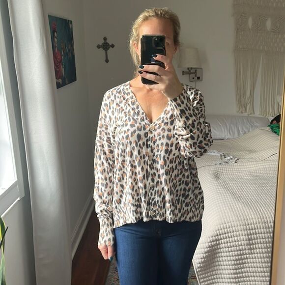 Loft Sweater Womens XL Leopard Print Cardigan V Neck - Picture 1 of 7